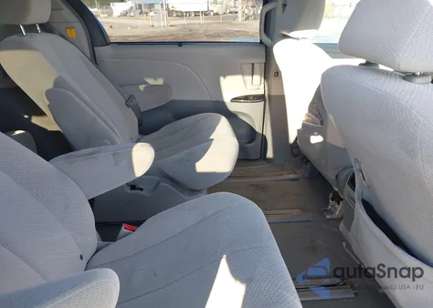 2011 Toyota Sienna Le from USA, damaged, VIN 5TDJK3DC5BS018711